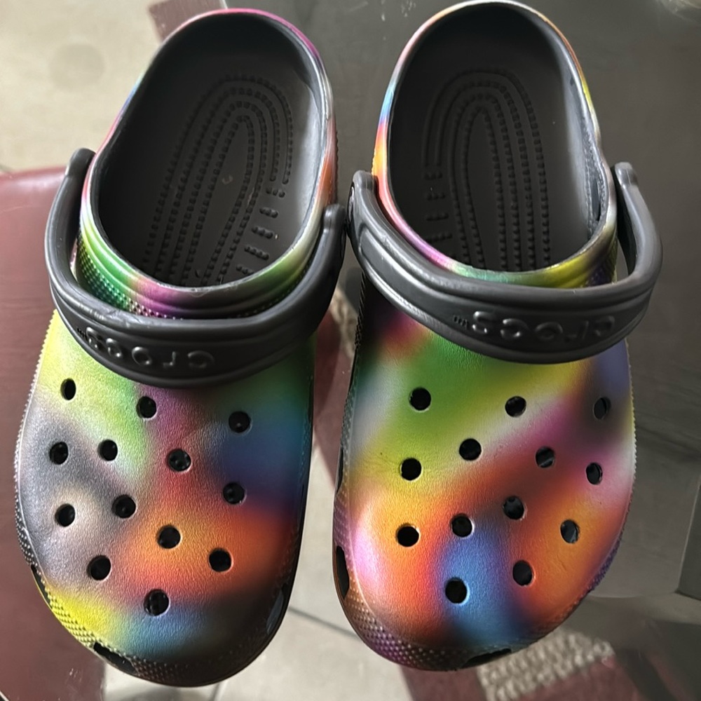 Crocs junior size 6